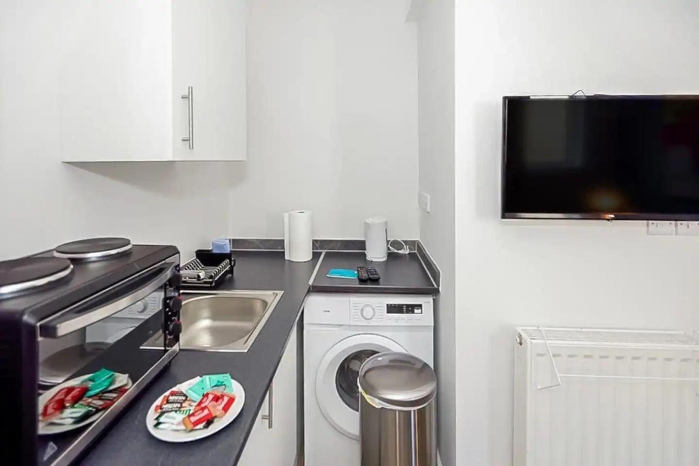 Chic Ensuite - 10% Off - 3 Min To Trains -pass The Keys Apartamento Londres